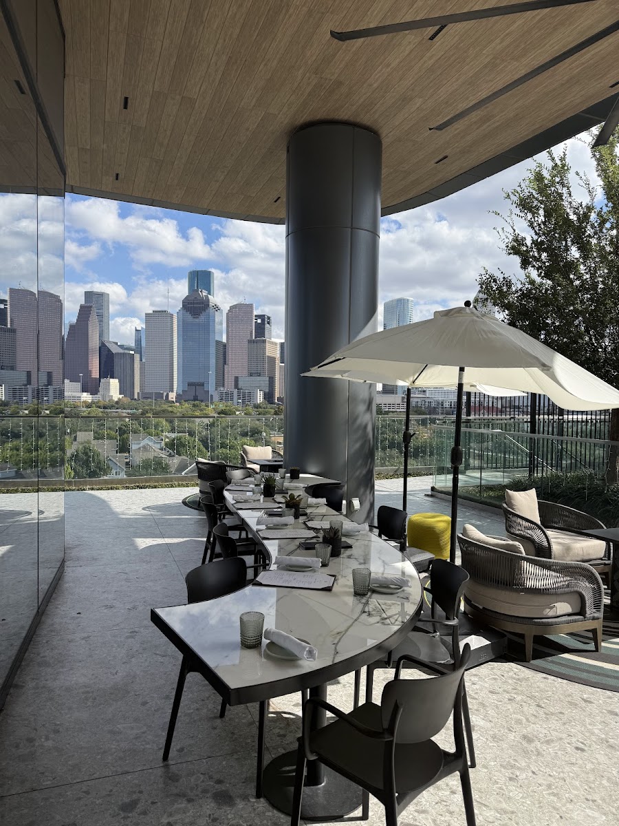 Sol7 Restaurant & Bar